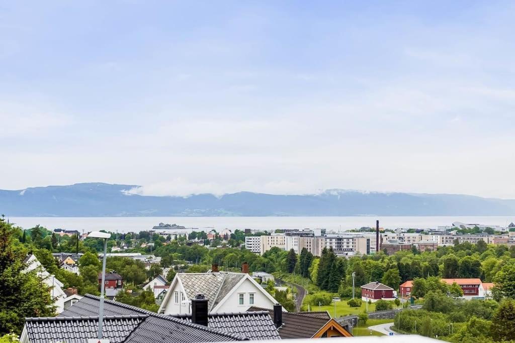 Adorable 1-Bedroom Apartment With A Fantastic View - Free Parking Trondheim Exterior photo